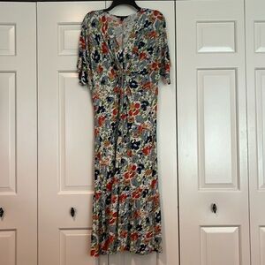 Lauren V neck, twist-front maxi dress.  Kimono type sleeves.  Size Large